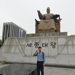 何鑫