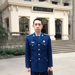 李鑫